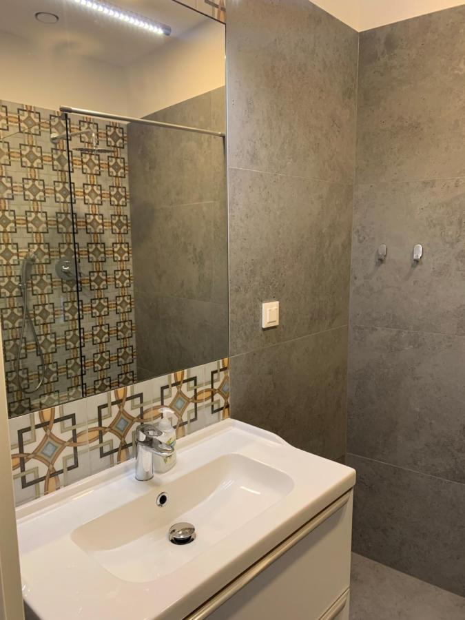 Nowe Apartamenty Zamkowa Vis A Vis Wawelu Красков Екстериор снимка